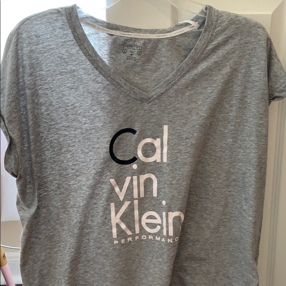 CALVIN KLEIN TEE